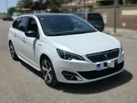 Usado Peugeot 308 SW GT-line 131 CV (96 kW) 2015 Blanco Familiar