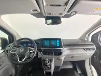Usado VW Caravelle 110 CV (80 kW) 2025 Gris Van