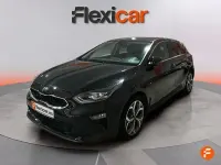 Usado Kia Ceed 136 CV (100 kW) 2021 Azul Utilitario