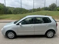 Usado VW Polo Highline 80 CV (58 kW) 2007 Gris / plata Utilitario