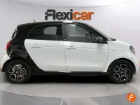 Begagnad Smart ForFour Electric Drive 60 kW (82 HK) 2019 Vit