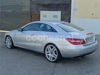 Usado Mercedes E250 Elegance 204 CV (150 kW) 2009 Gris / plata Coupe