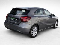 Käytetty Mercedes A180 109 HP (80 kW) 2017 Peessi Sedan