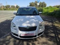 Usado Skoda Fabia 70 CV (51 kW) 2009 Blanco Berlina
