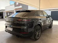Usado Porsche Cayenne Platinum Edition 462 CV (339 kW) 2022 Negro SUV