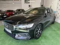 Usado Volvo V60 Summum 190 CV (139 kW) 2018 Negro Familiar