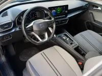 Usado Seat Leon Style 150 CV (110 kW) 2023 Gris / plata Familiar