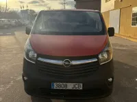 Usado Opel Vivaro Expression 90 CV (66 kW) 2015 Rojo Monovolumen