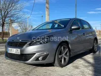 Usado Peugeot 308 Allure 120 CV (88 kW) 2017 Gris / plata Berlina