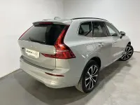 Usado Volvo XC60 Core 197 CV (144 kW) 2024 Gris / plata SUV