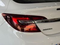 Usado Opel Insignia Selective 136 CV (100 kW) 2017 Blanco Berlina