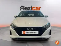 Usado Hyundai i20 100 CV (73 kW) 2022 Blanco Utilitario