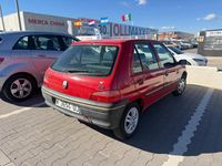 Usado Peugeot 106 60 CV (44 kW) 1997 Rojo metalico Utilitario