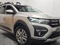 Usado Dacia Jogger Expression 110 CV (80 kW) 2022 Gris / plata Monovolumen