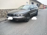 Usado Volvo V70 Momentum 163 CV (119 kW) 2003 Gris / plata Familiar