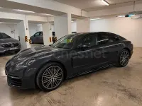 Usado Porsche Panamera 4 E-Hybrid 462 CV (339 kW) 2022 Gris / plata Utilitario
