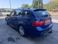Usado BMW 320 Sport Line 170 CV (125 kW) 2009 Azul Familiar