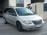 Usado Chrysler Voyager 143 CV (105 kW) 2007 Gris / plata Monovolumen