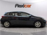 Usado Toyota Auris Hybrid Active 136 CV (100 kW) 2017 Negro Utilitario