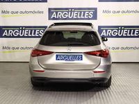 Usado Mercedes E300 313 CV (230 kW) 2022 Plateado Familiar