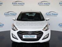 Usado Hyundai i30 110 CV (80 kW) 2014 Blanco Berlina