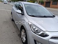 Usado Hyundai i30 110 CV (80 kW) 2013 Gris / plata Berlina