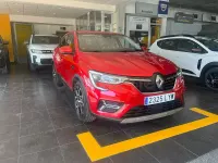Usado Renault Arkana Zen 145 CV (106 kW) 2022 Rojo SUV