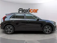 Usado Kia Niro 141 CV (103 kW) 2024 Negro SUV