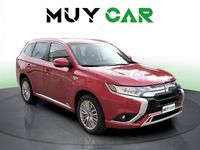Usado Mitsubishi Outlander P-HEV 224 CV (164 kW) 2018 Rojo SUV
