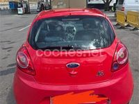 Usado Ford Ka Titanium 69 CV (50 kW) 2015 Rojo Utilitario