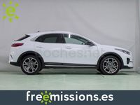Usado Kia XCeed 141 HP (103 kW) 2022 Branco SUV