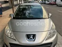 Usado Peugeot 207 75 CV (55 kW) 2009 Gris / plata Berlina