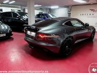 Usado Jaguar F-Type R-Dynamic 380 CV (279 kW) 2018 Gris / plata Coupe