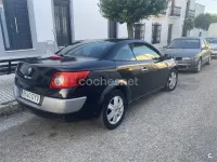 Usado Renault Mégane Cabriolet Dynamique 120 CV (88 kW) 2006 Negro Descapotable