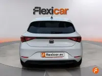 Usado Seat Leon Style 116 CV (85 kW) 2025 Blanco Berlina