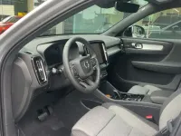 Nuevo Volvo XC40 Plus 163 CV (119 kW) 2026 Gris SUV