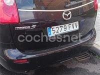 Usado Mazda 5 Active 110 CV (80 kW) 2007 Granate Monovolumen