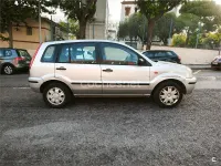Usado Ford Fusion Trend 80 CV (58 kW) 2005 Gris / plata Utilitario