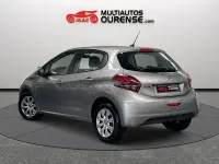 Usado Peugeot 208 Business-Line 100 CV (73 kW) 2020 Gris / plata Utilitario
