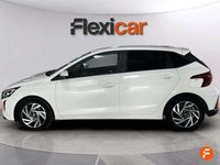Usado Hyundai i20 100 CV (73 kW) 2024 Blanco Berlina