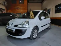 Usado Renault Grand Modus Authentique 75 CV (55 kW) 2011 Blanco Monovolumen