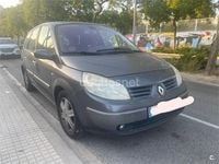 Usado Renault Grand Scénic II Dynamique 130 CV (95 kW) 2006 Gris / plata Monovolumen