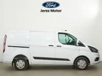 Usado Ford Tourneo Trend 136 CV (100 kW) 2023 Blanco Monovolumen