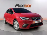 Usado Seat Ibiza 110 CV (80 kW) 2024 Rojo Utilitario