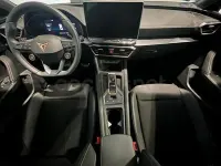 Usado Cupra Leon 150 CV (110 kW) 2024 Gris / plata Familiar