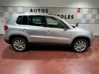 Usado VW Tiguan 140 CV (102 kW) 2008 Gris / plata SUV