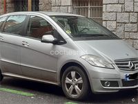 Usado Mercedes A180 Avantgarde 109 CV (80 kW) 2009 Gris / plata Monovolumen