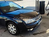 Usado Ford Mondeo Trend 130 HP (95 kW) 2007 Preto Sedan