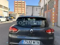 Usado Renault Clio Zen 120 CV (88 kW) 2018 Gris / plata Familiar
