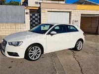 Usado Audi A3 Attraction 105 CV (77 kW) 2013 Blanco Berlina